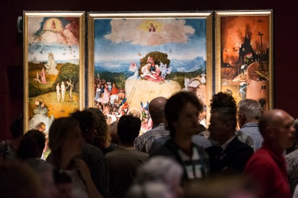 Nederland, Den Bosch, vrijdag, 2 dagen voor het sluiten van de expositie , gefotografeerd om 8 uur tm 10uur in de avond